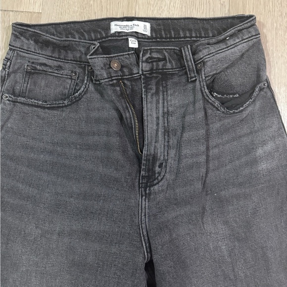 Abercrombie & Fitch Curve Love Ultra High Rise Ankle Straight Size 31/12 - Picture 3 of 7